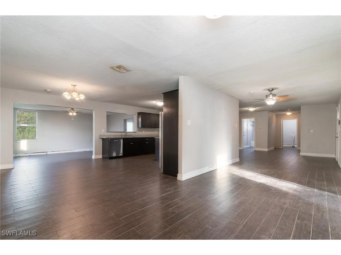 2414 Parkview Drive Fort Myers FL 33905 225044596 image6