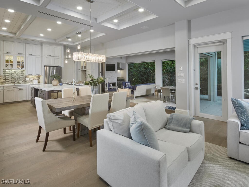 242 2nd Avenue S Naples FL 34102 225049221 image12