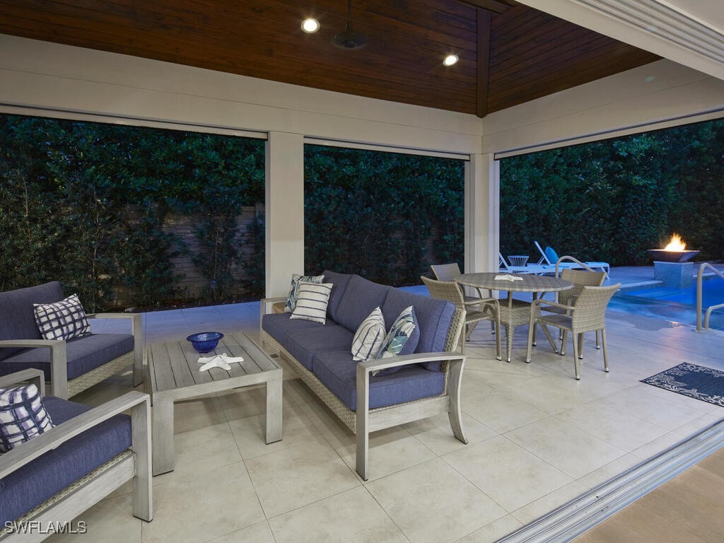 242 2nd Avenue S Naples FL 34102 225049221 image29