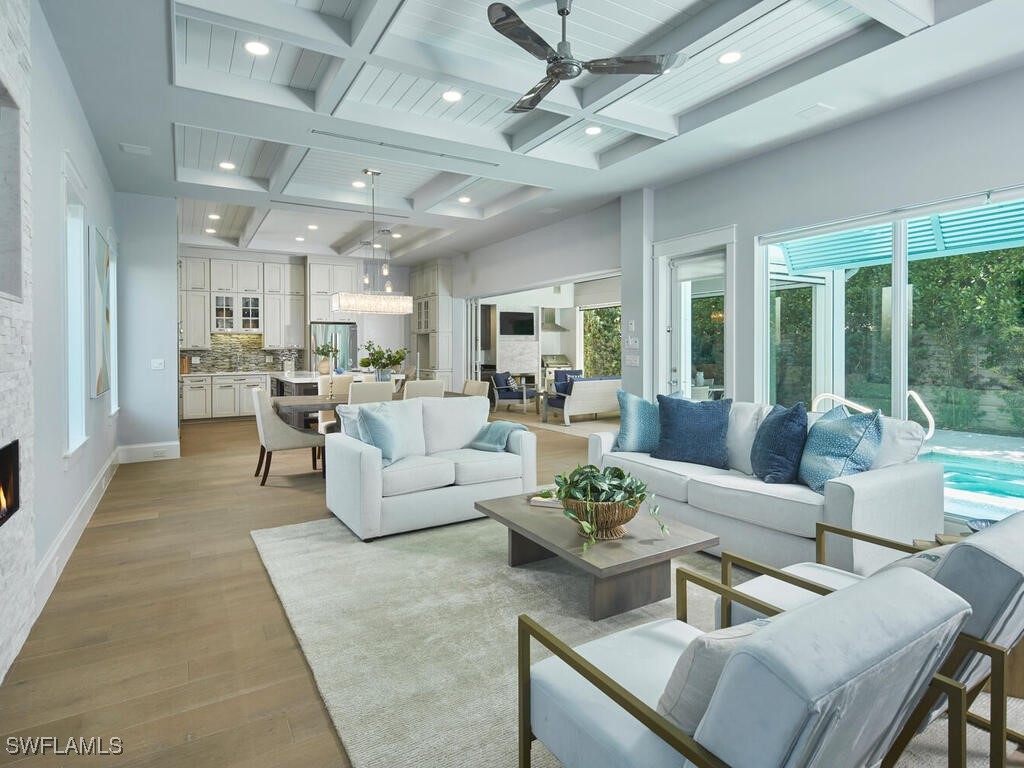 242 2nd Avenue S Naples FL 34102 225049221 image3