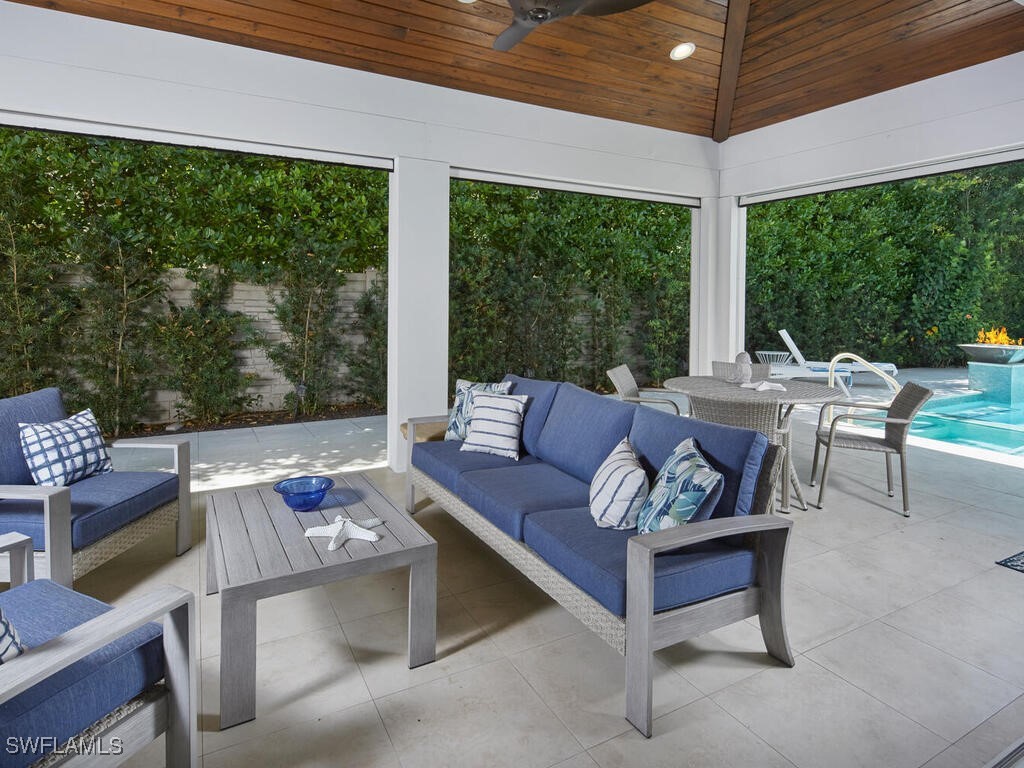 242 2nd Avenue S Naples FL 34102 225049221 image30