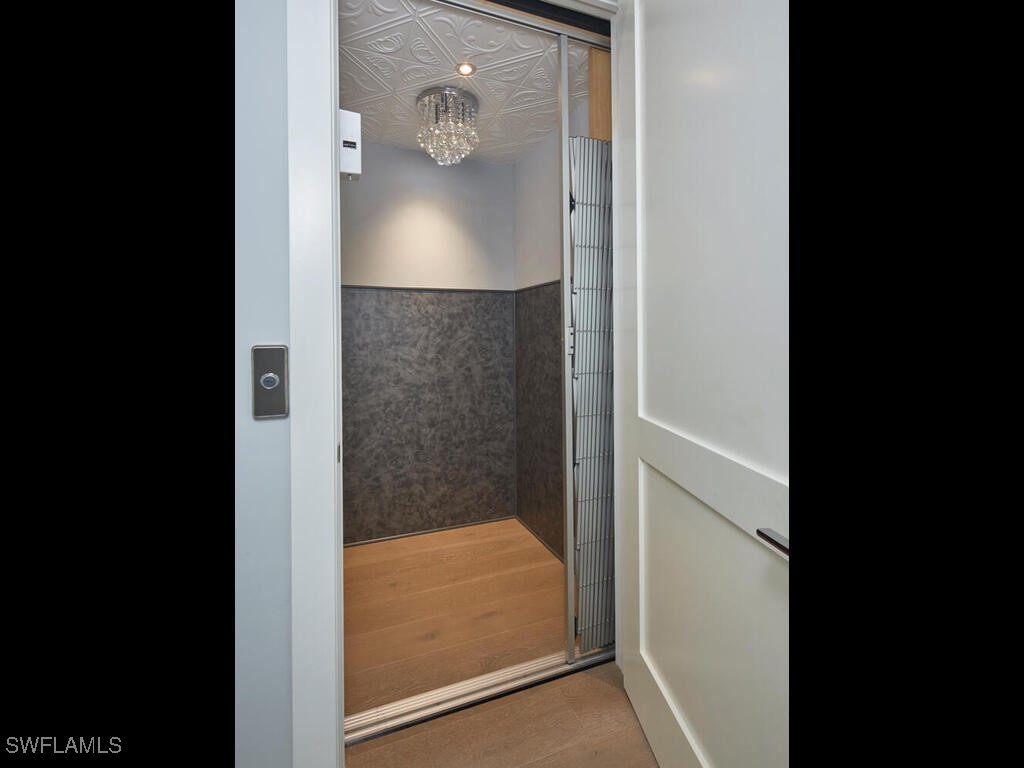 242 2nd Avenue S Naples FL 34102 225049221 image41