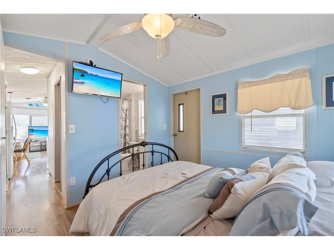 242 Caravan Circle North Fort Myers FL 33903 225044058 image16