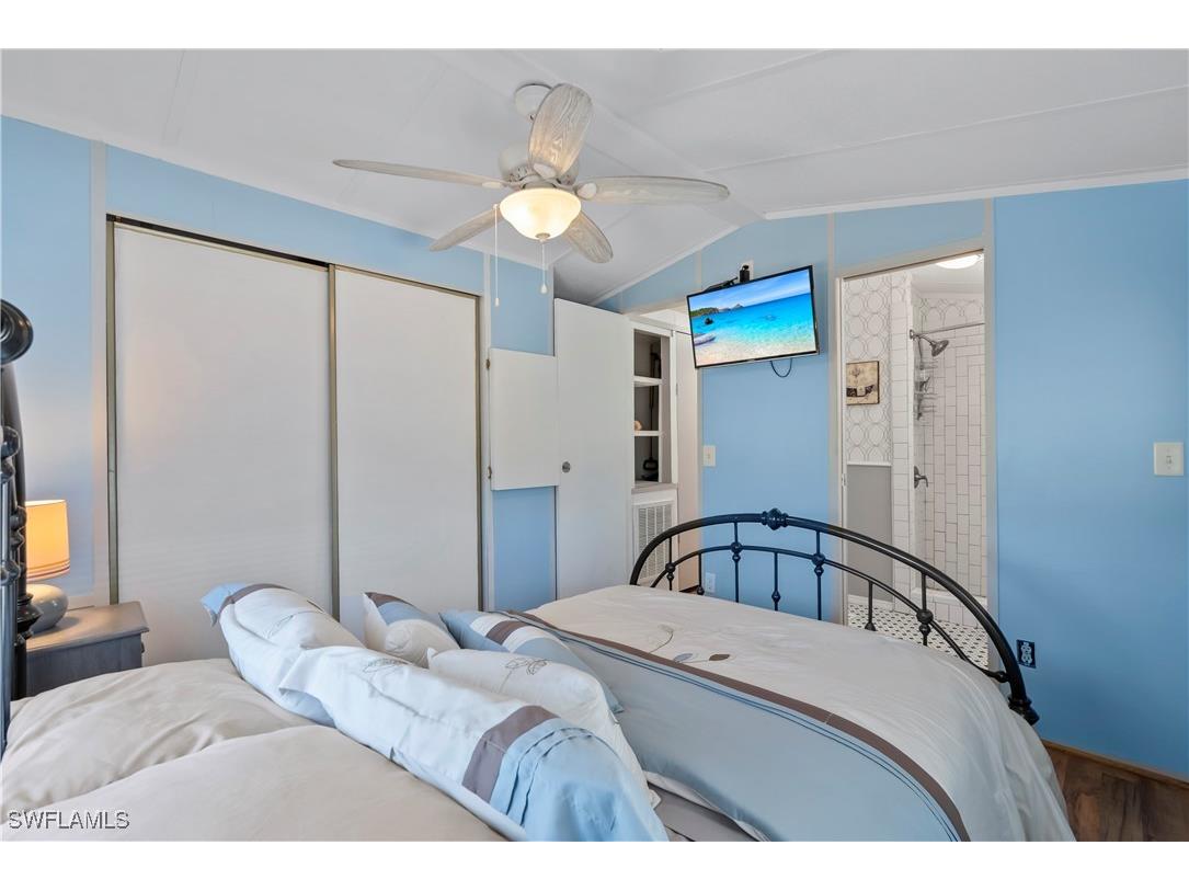 242 Caravan Circle North Fort Myers FL 33903 225044058 image17