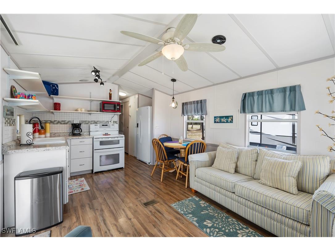 242 Caravan Circle North Fort Myers FL 33903 225044058 image7