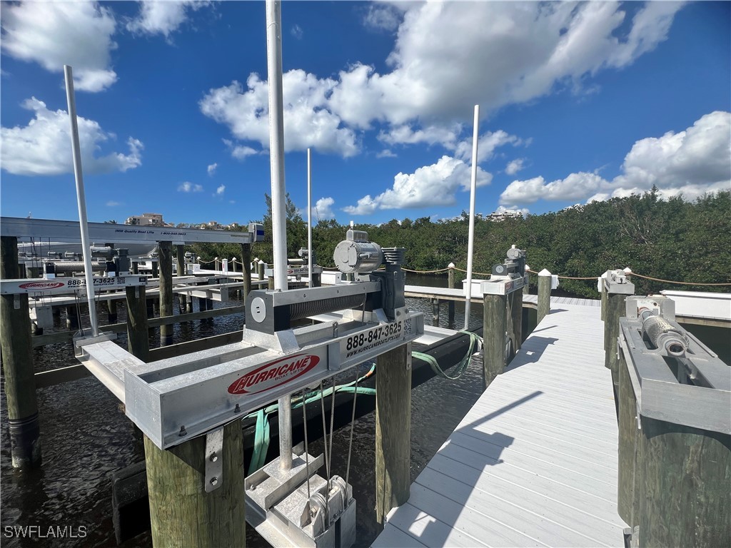 243D Wiggins Bay Drive Naples FL 34110 224086108 image5