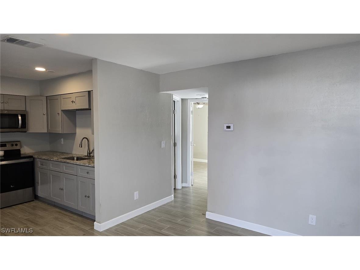 2450 Katherine Street Fort Myers FL 33901 225013757 image3