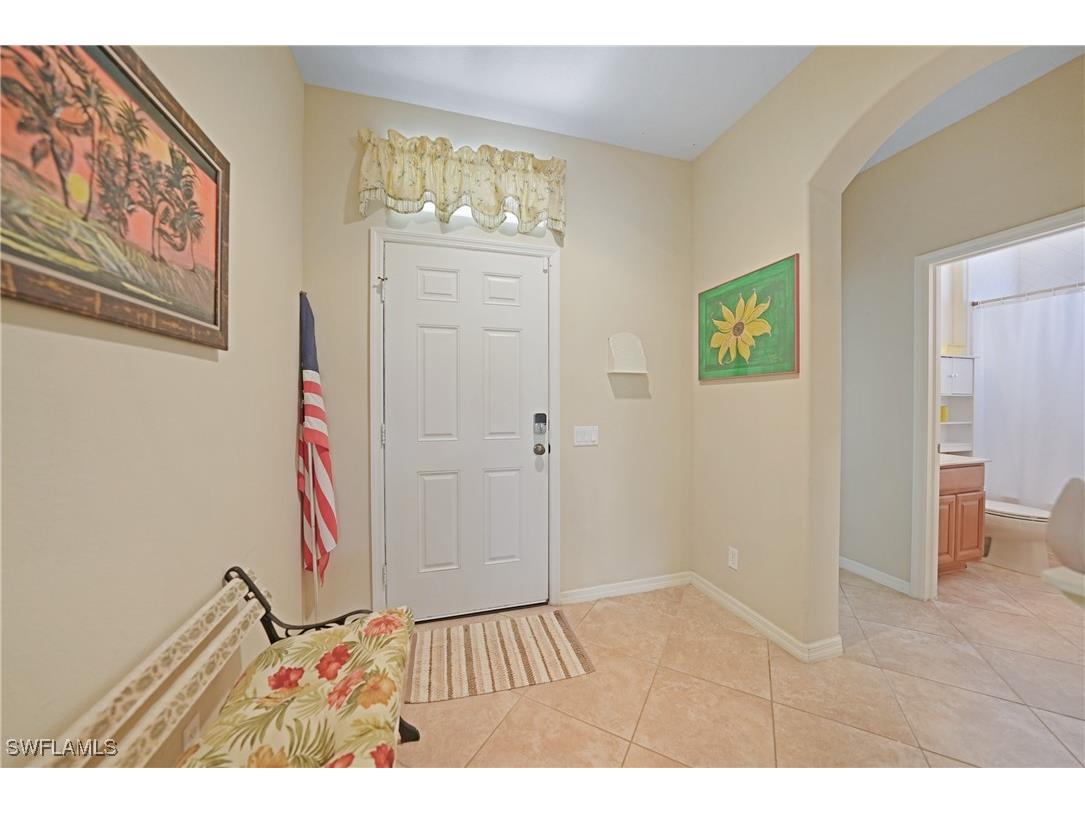 2454 Blackburn Circle Cape Coral FL 33991 224104697 image20