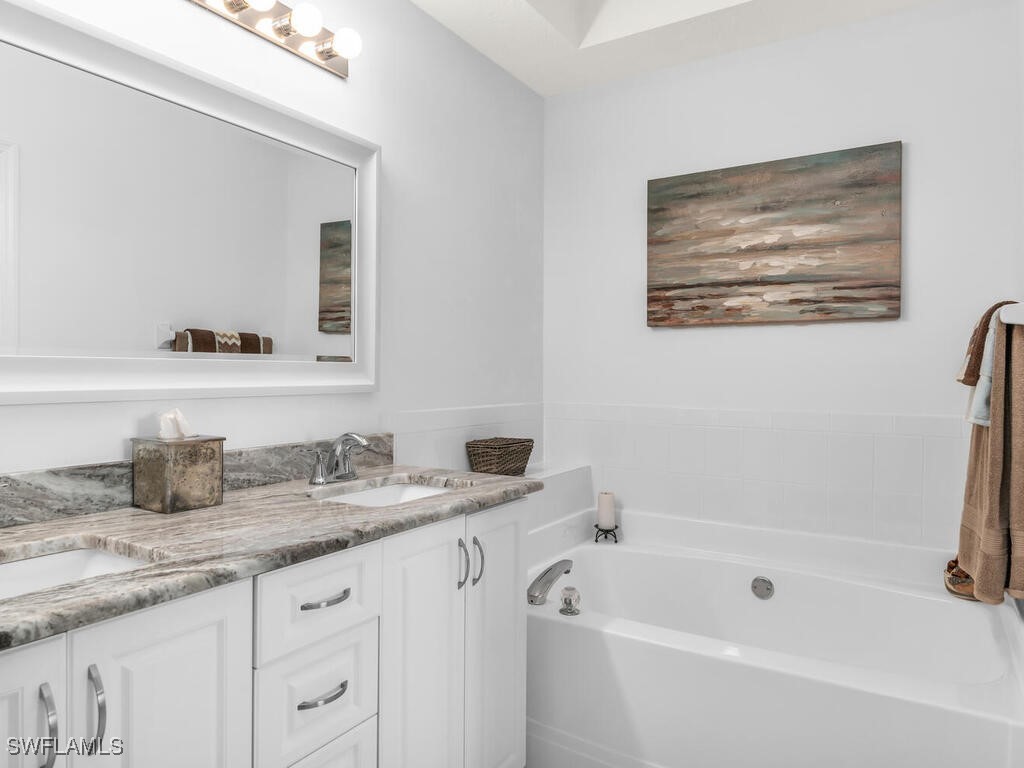 249 Stella Maris Drive S Naples FL 34114 224091705 image19