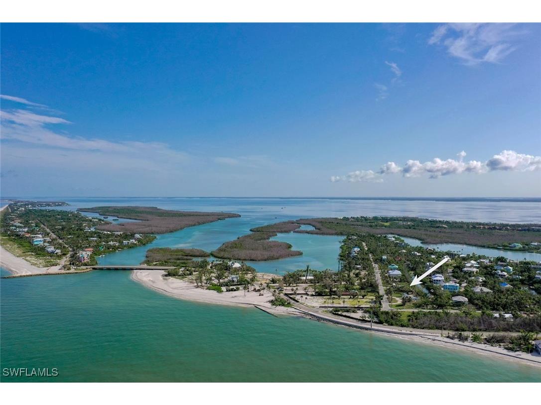 2490 Coconut Drive Sanibel FL 33957 224068812 image1