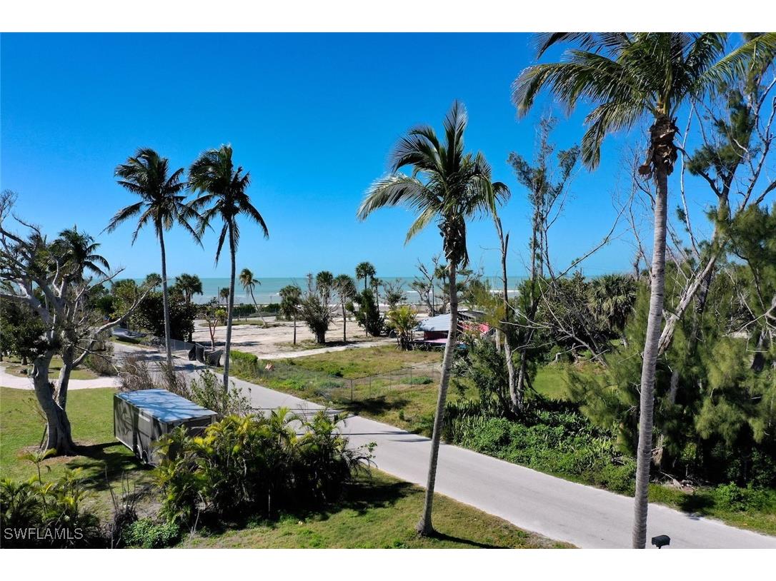2490 Coconut Drive Sanibel FL 33957 224068812 image2