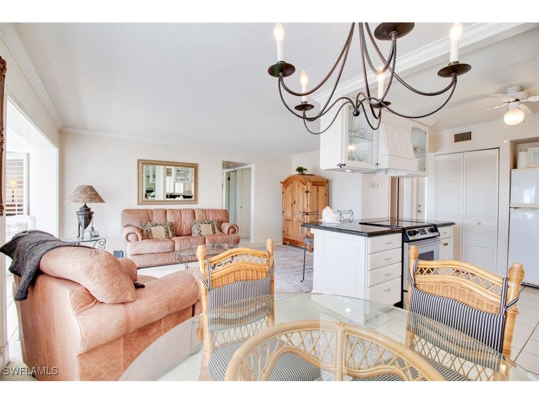 250 7th Avenue S #305 Naples FL 34102 225050104 image5