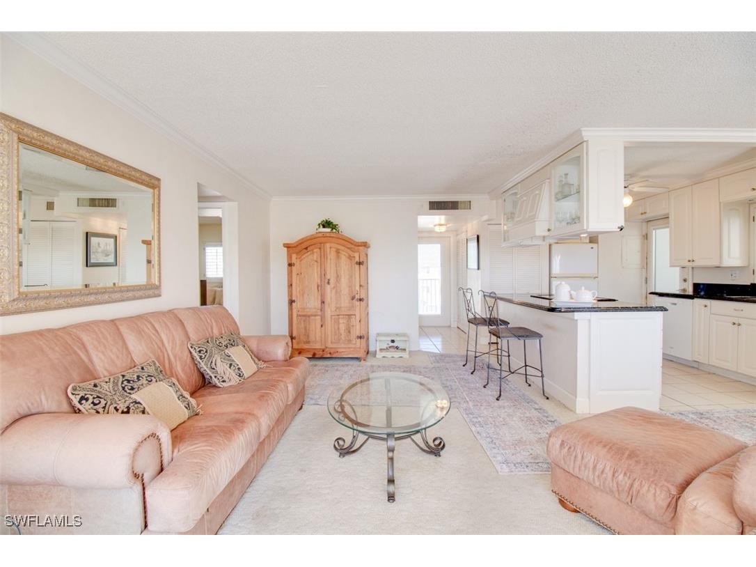 250 7th Avenue S #305 Naples FL 34102 225050104 image6