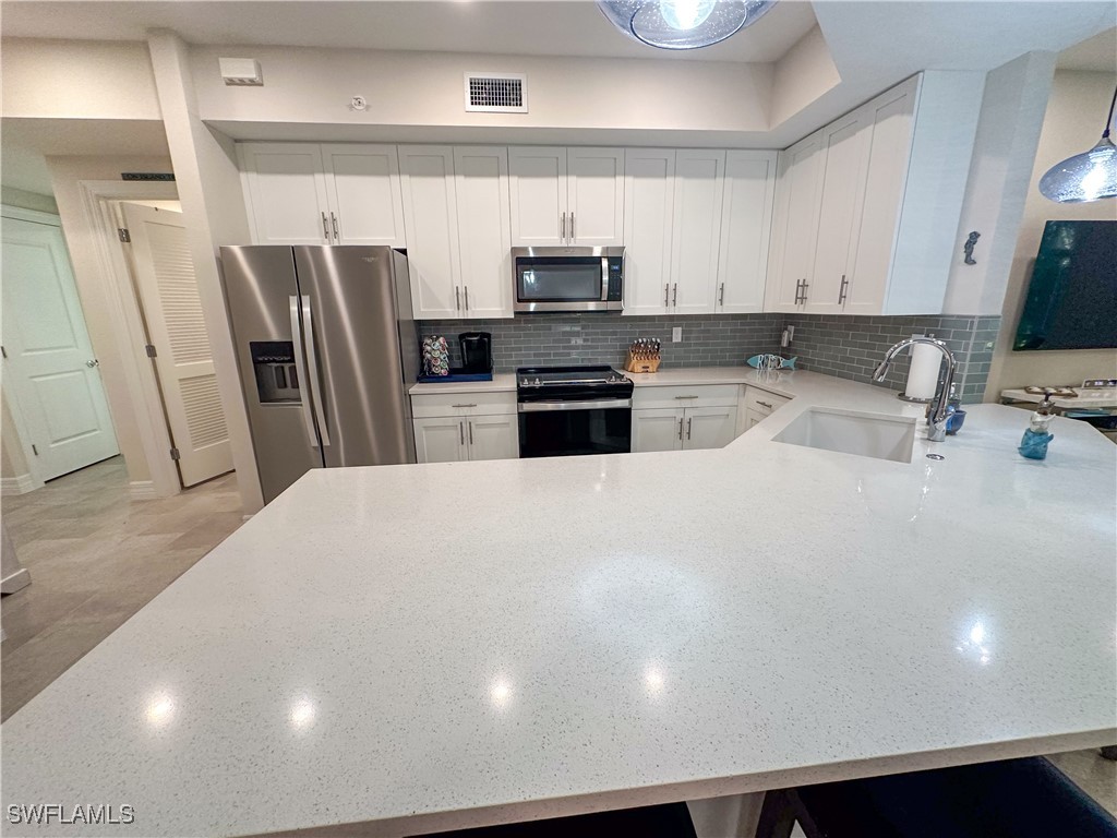 250 Indies Dr #101 Naples FL 34114 225044855 image6