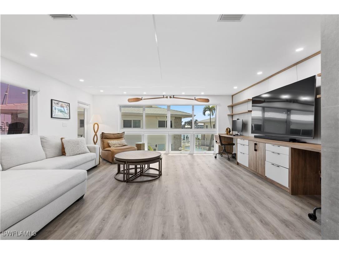 2500 Gulf Shore Boulevard N #N7 Naples FL 34103 225029873 image2