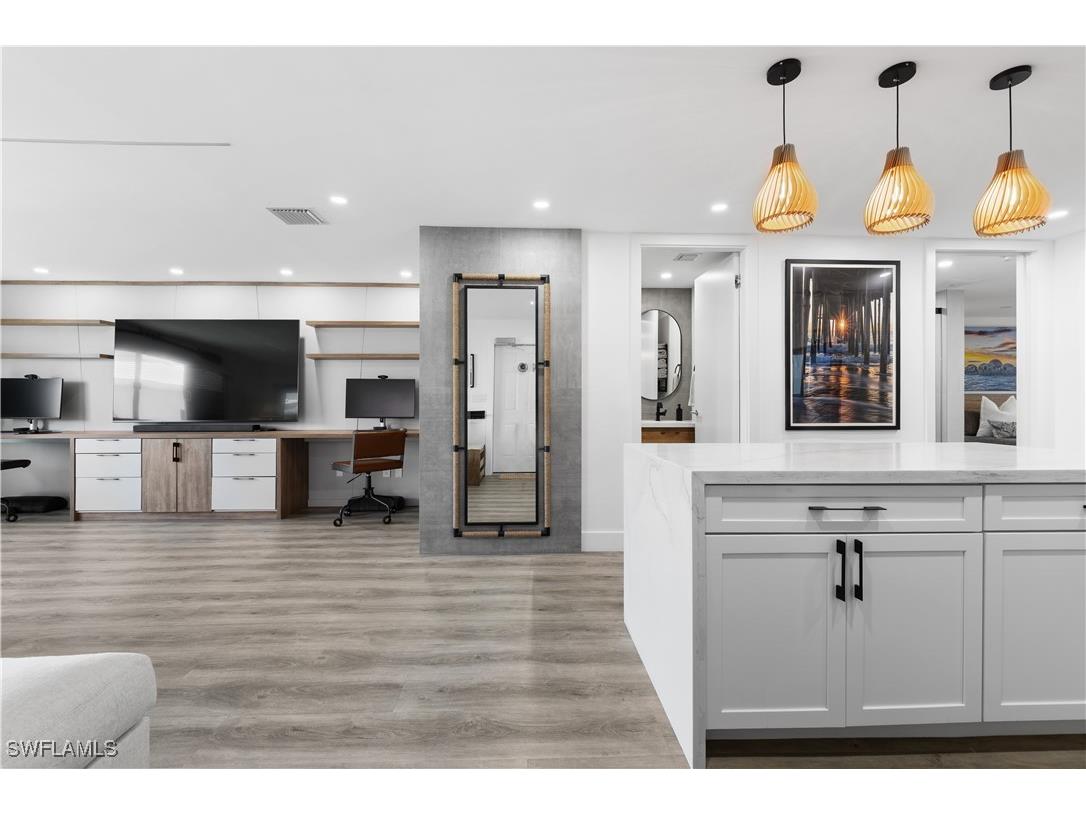 2500 Gulf Shore Boulevard N #N7 Naples FL 34103 225029873 image7