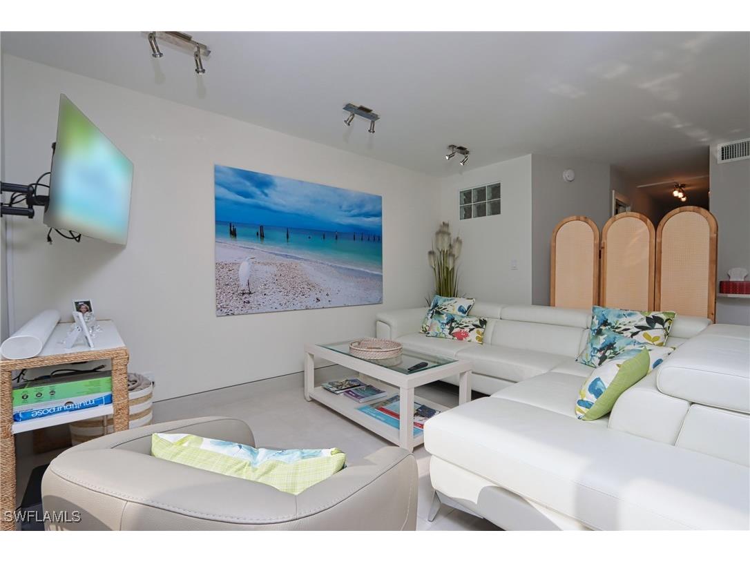 2500 Gulf Shore Boulevard N #S6 Naples FL 34103 225045189 image5