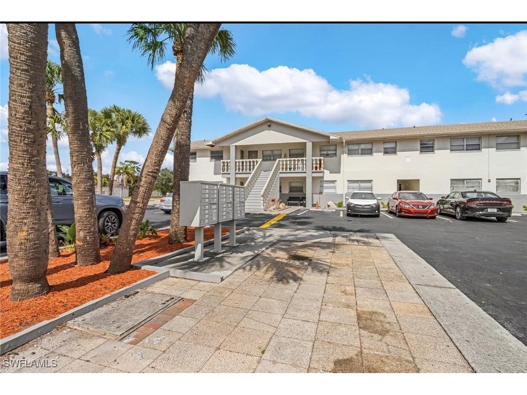 2505 Royal Palm Avenue #2525 Fort Myers FL 33901 225018243 image1