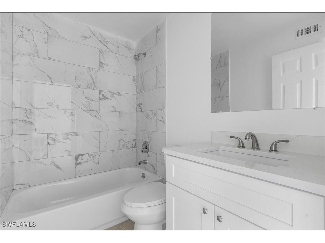 2505 Royal Palm Avenue #2525 Fort Myers FL 33901 225018243 image11