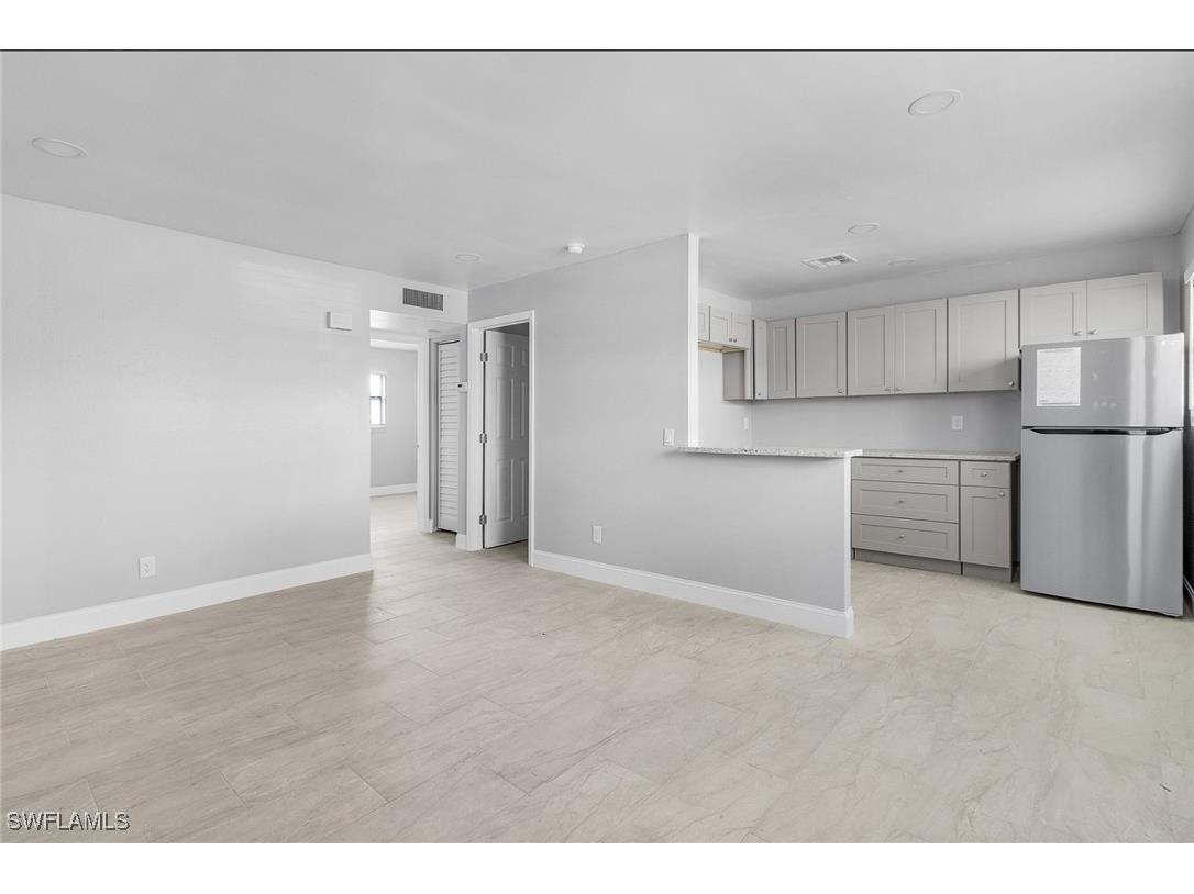 2505 Royal Palm Avenue #2525 Fort Myers FL 33901 225018243 image8