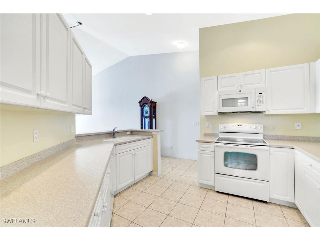 25061 Peacock Lane #201 Naples FL 34114 225023356 image8