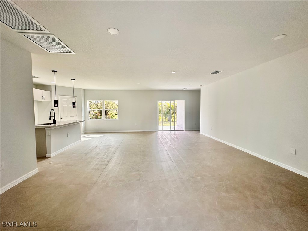 2509 38th Street SW Lehigh Acres FL 33976 225045573 image4