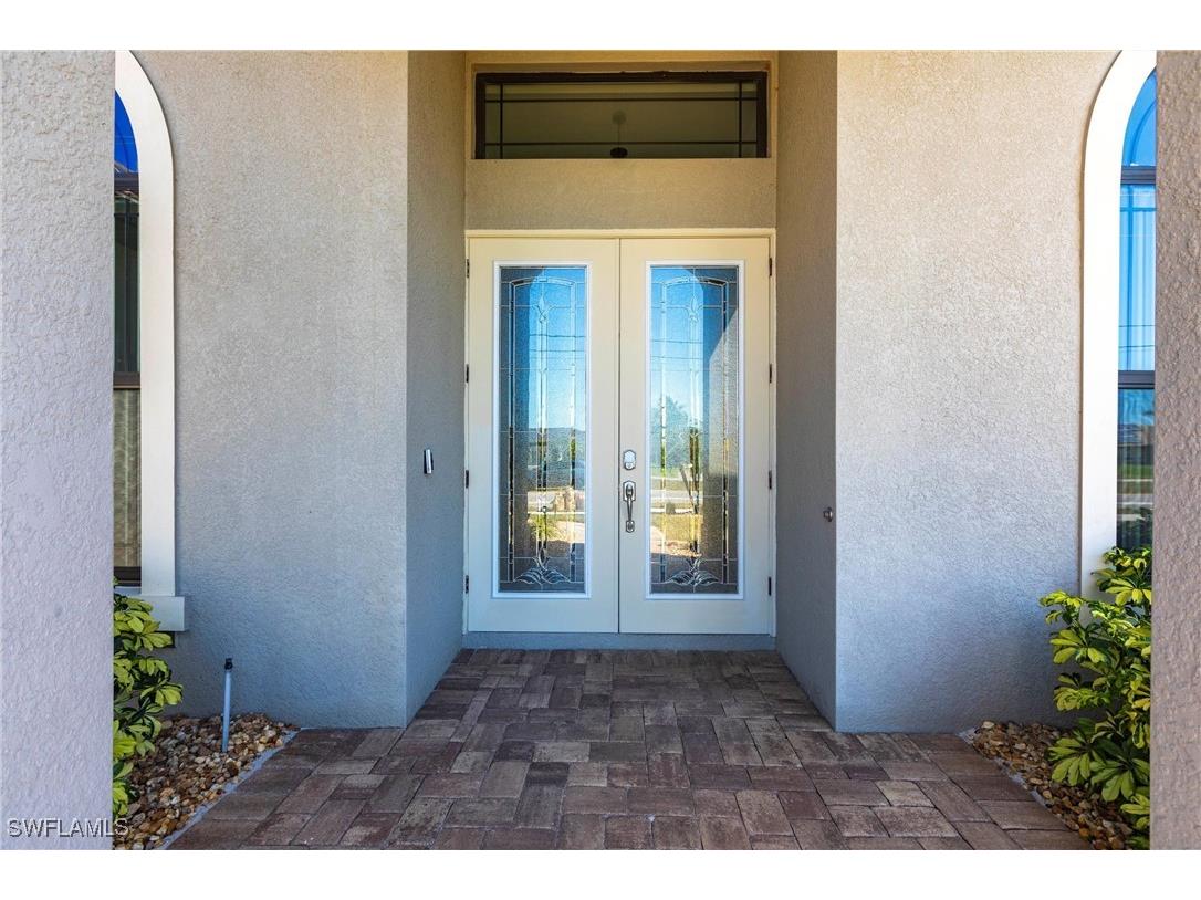 2509 Surfside Boulevard Cape Coral FL 33914 225029899 image4