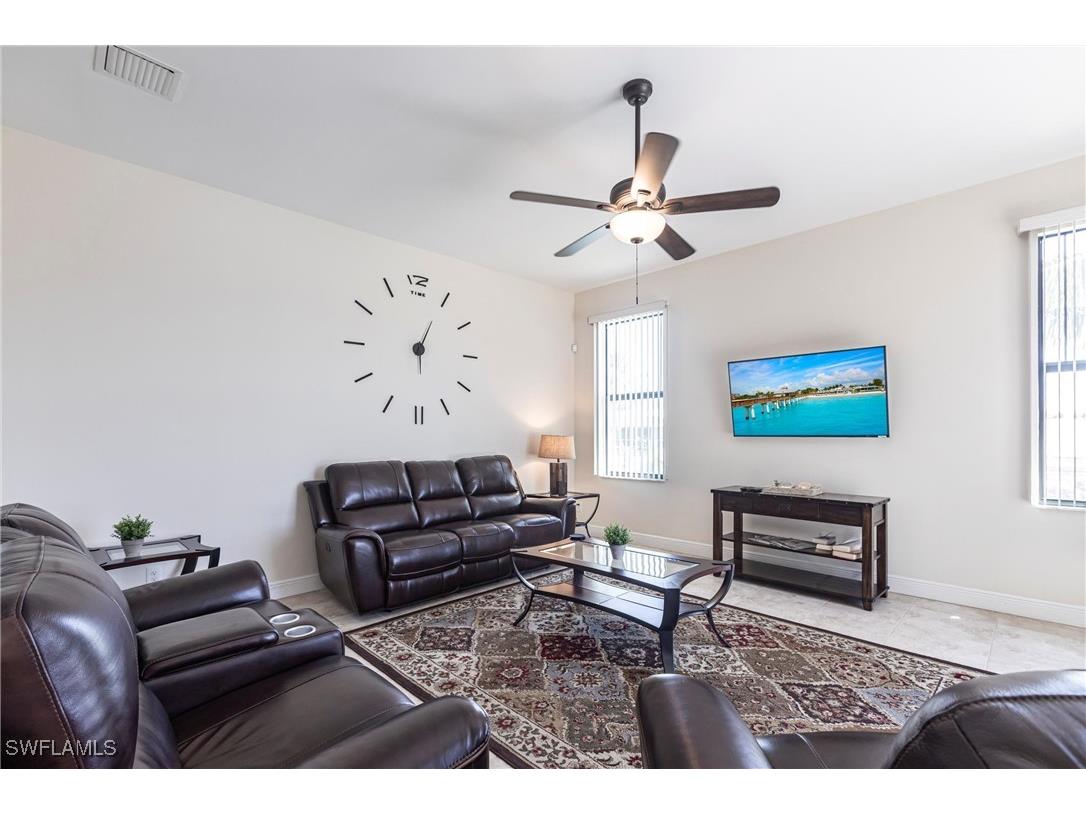 2509 Surfside Boulevard Cape Coral FL 33914 225029899 image7