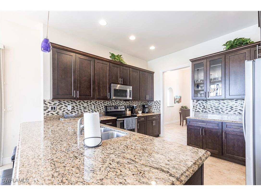 2509 Surfside Boulevard Cape Coral FL 33914 225029899 image9