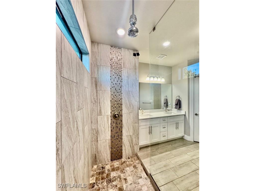 2512 NW 4th Street Cape Coral FL 33993 225027325 image16