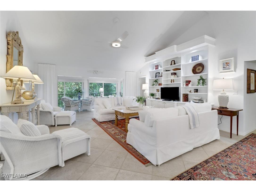 252 Via Perignon #10-3 Naples FL 34119 224083293 image1