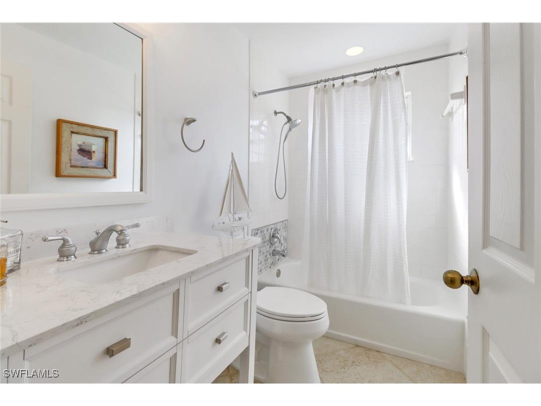 252 Via Perignon #10-3 Naples FL 34119 224083293 image23