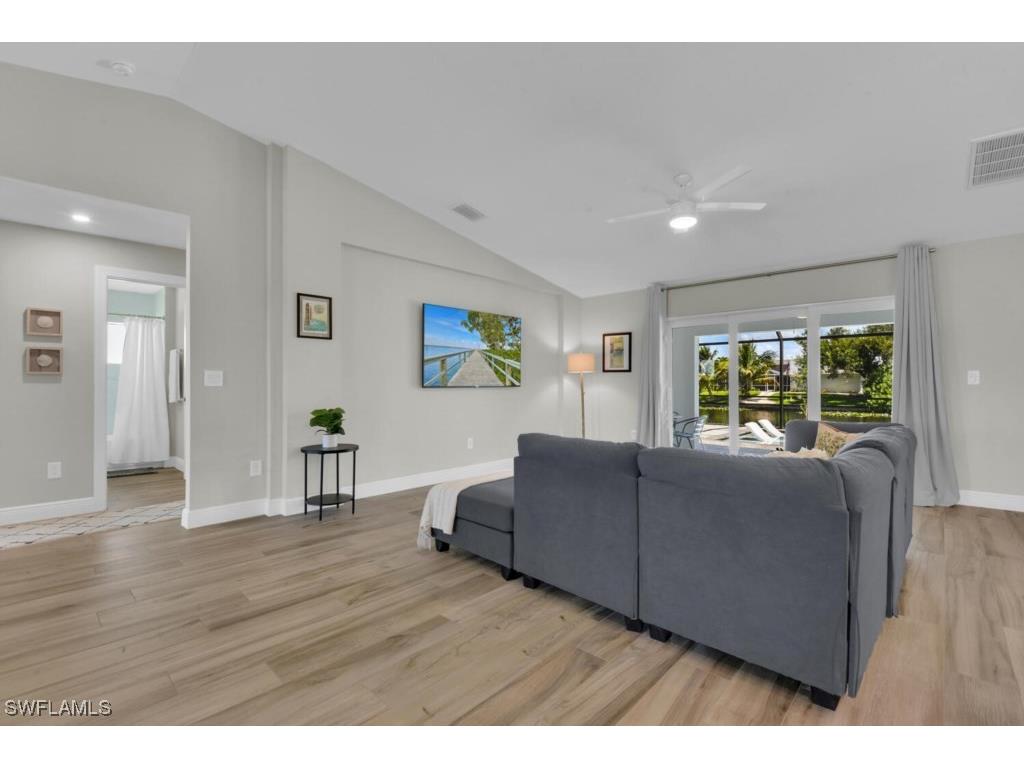 2541 Diplomat Parkway W Cape Coral FL 33993 225048015 image7