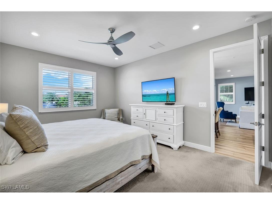 2543 Seychelles Drive #608 Naples FL 34112 225034840 image12