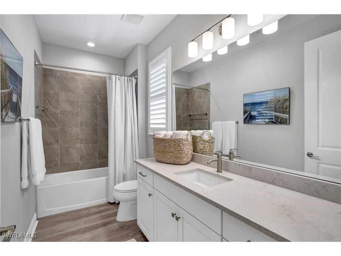 2543 Seychelles Drive #608 Naples FL 34112 225034840 image17