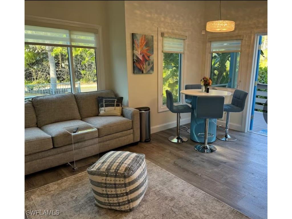 2548 Weeks Avenue Naples FL 34112 225029065 image3