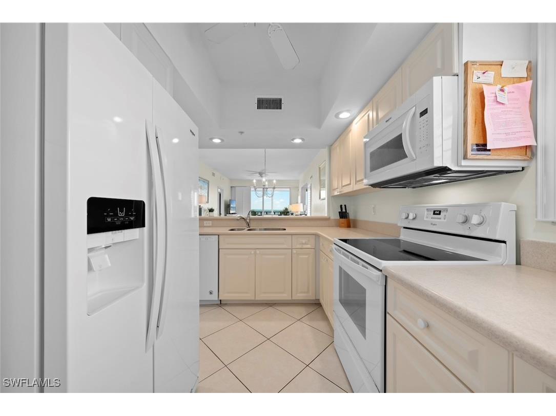 255 Periwinkle Way #5B Sanibel FL 33957 225022738 image12