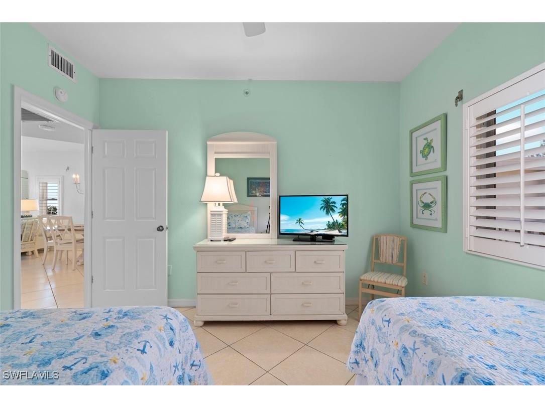 255 Periwinkle Way #5B Sanibel FL 33957 225022738 image29