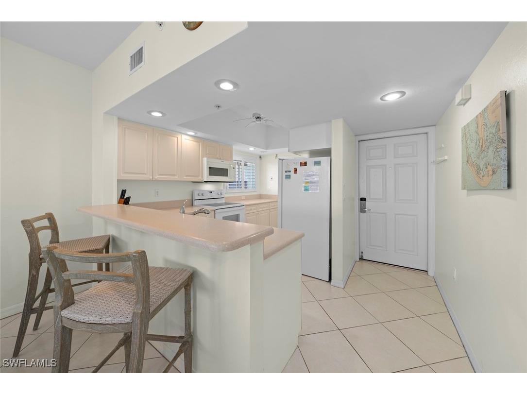 255 Periwinkle Way #5B Sanibel FL 33957 225022738 image5