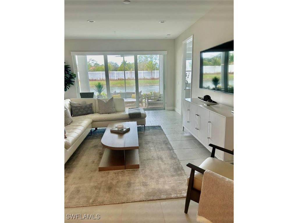 2555 Seychelles Drive #402 Naples FL 34112 225017697 image9
