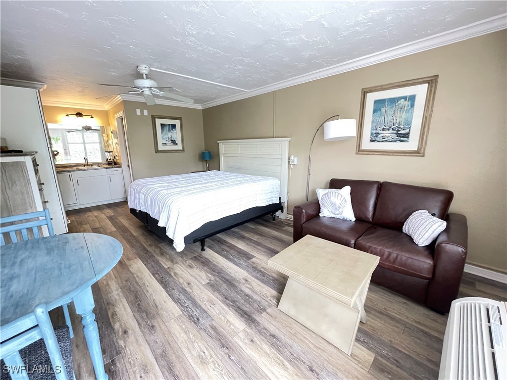 2555 Tamiami Trail N #115 Naples FL 34103 225032317 image1