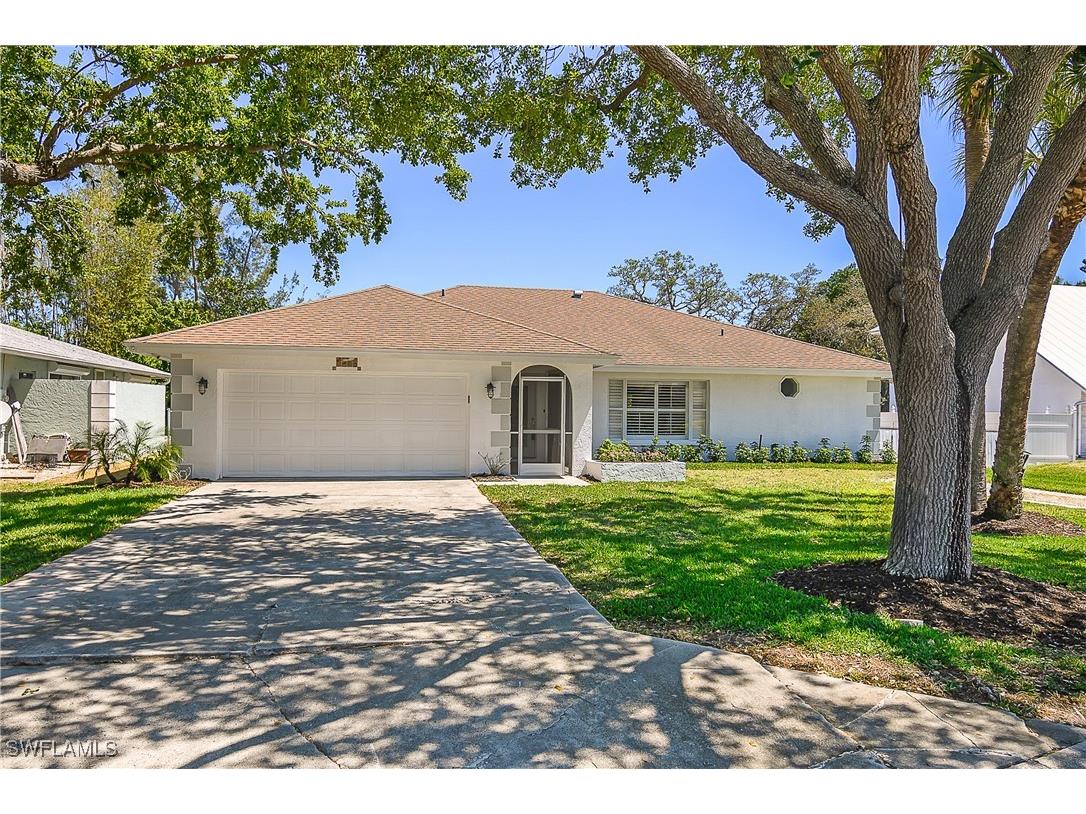 2560 11th Circle Naples FL 34103 225010275 image1