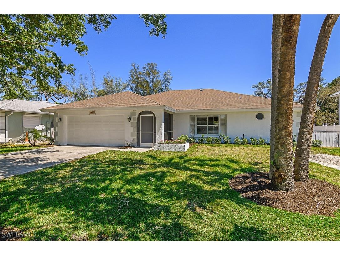 2560 11th Circle Naples FL 34103 225010275 image3