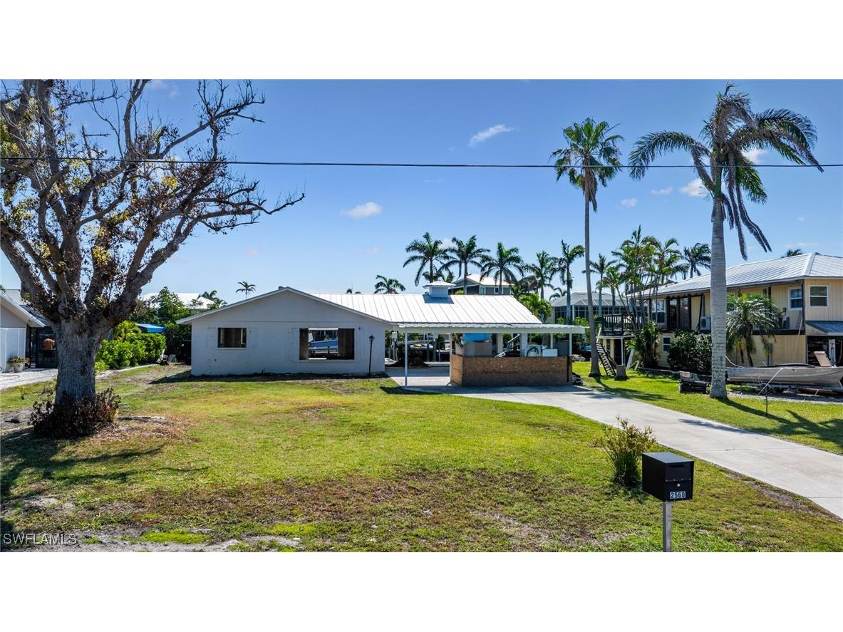 2560 Baybreeze Street Saint James City FL 33956 225039744 image5