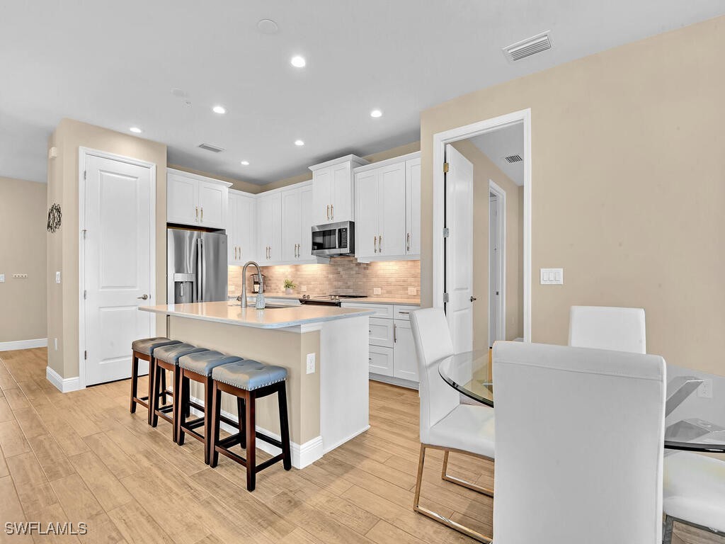 2561 Seychelles Drive #308 Naples FL 34112 225022082 image3