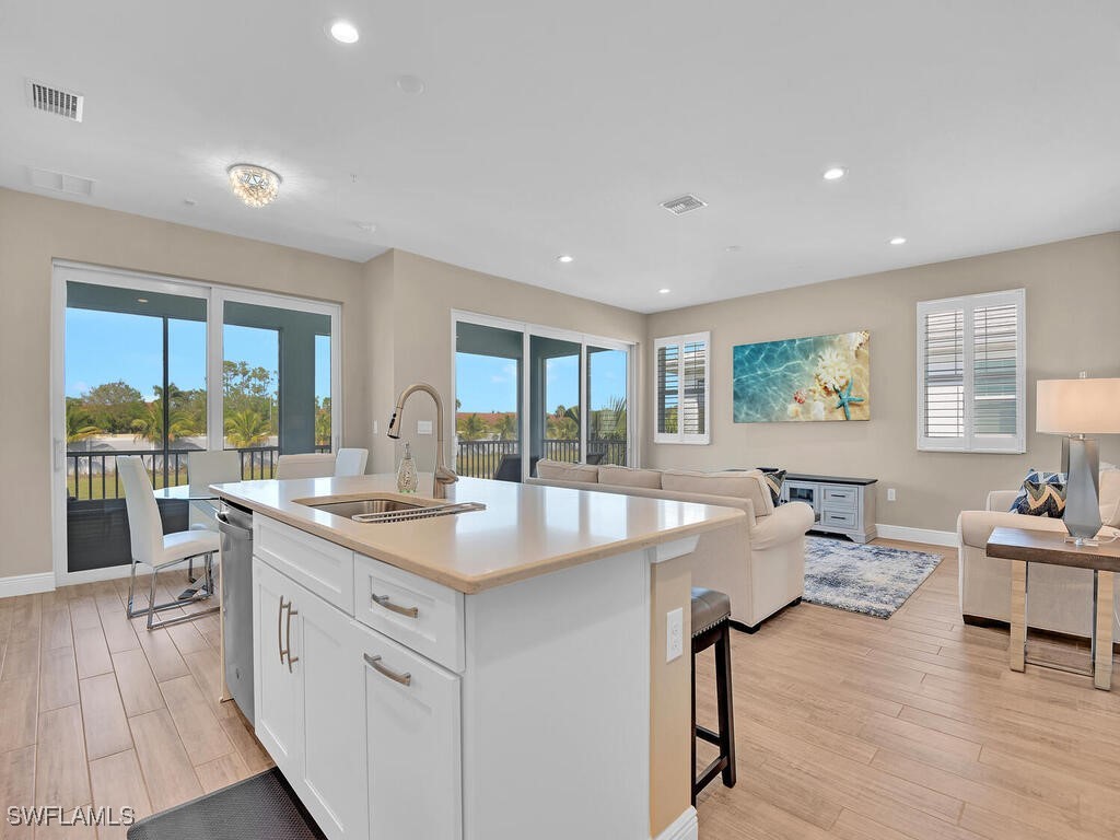 2561 Seychelles Drive #308 Naples FL 34112 225022082 image4