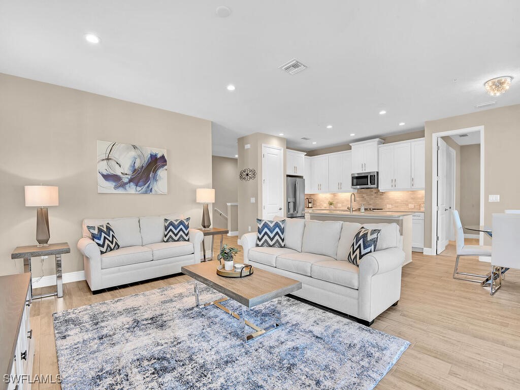 2561 Seychelles Drive #308 Naples FL 34112 225022082 image6