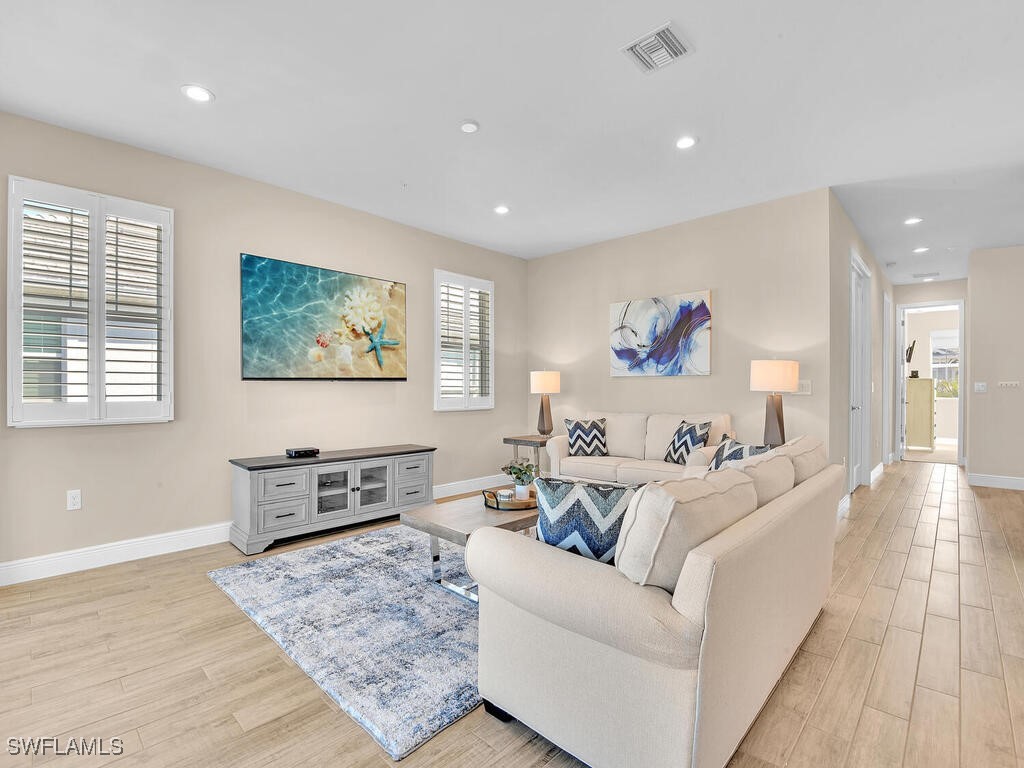 2561 Seychelles Drive #308 Naples FL 34112 225022082 image7