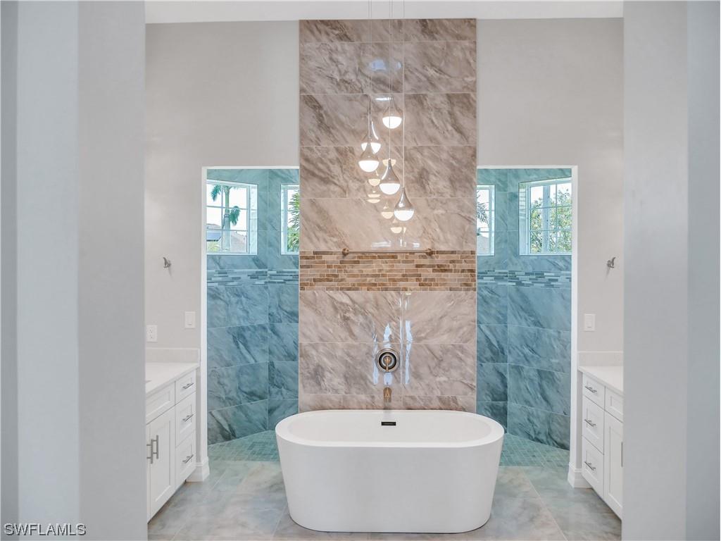 2563 SW 27th Avenue Cape Coral FL 33914 223043440 image3