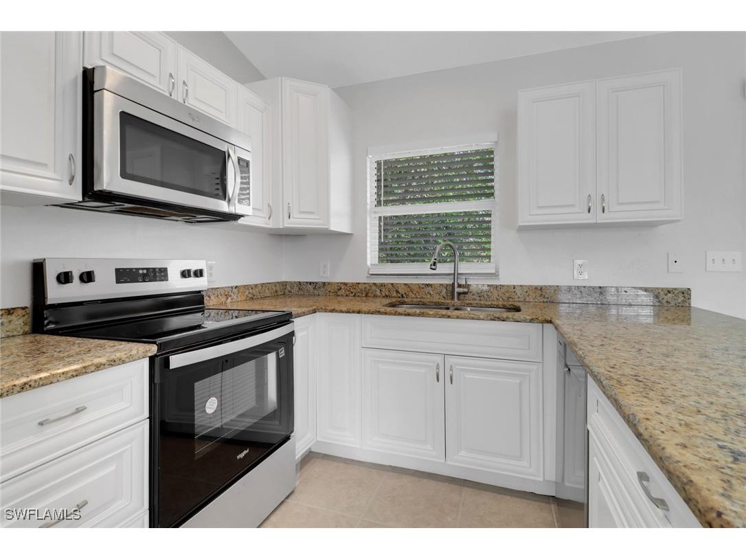 2575 39th Avenue NE Naples FL 34120 225039708 image5